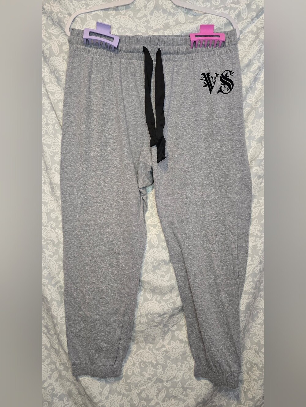 Victoria's Secret Women's Gray Lounge Joggers with Drawstring Large NWOT